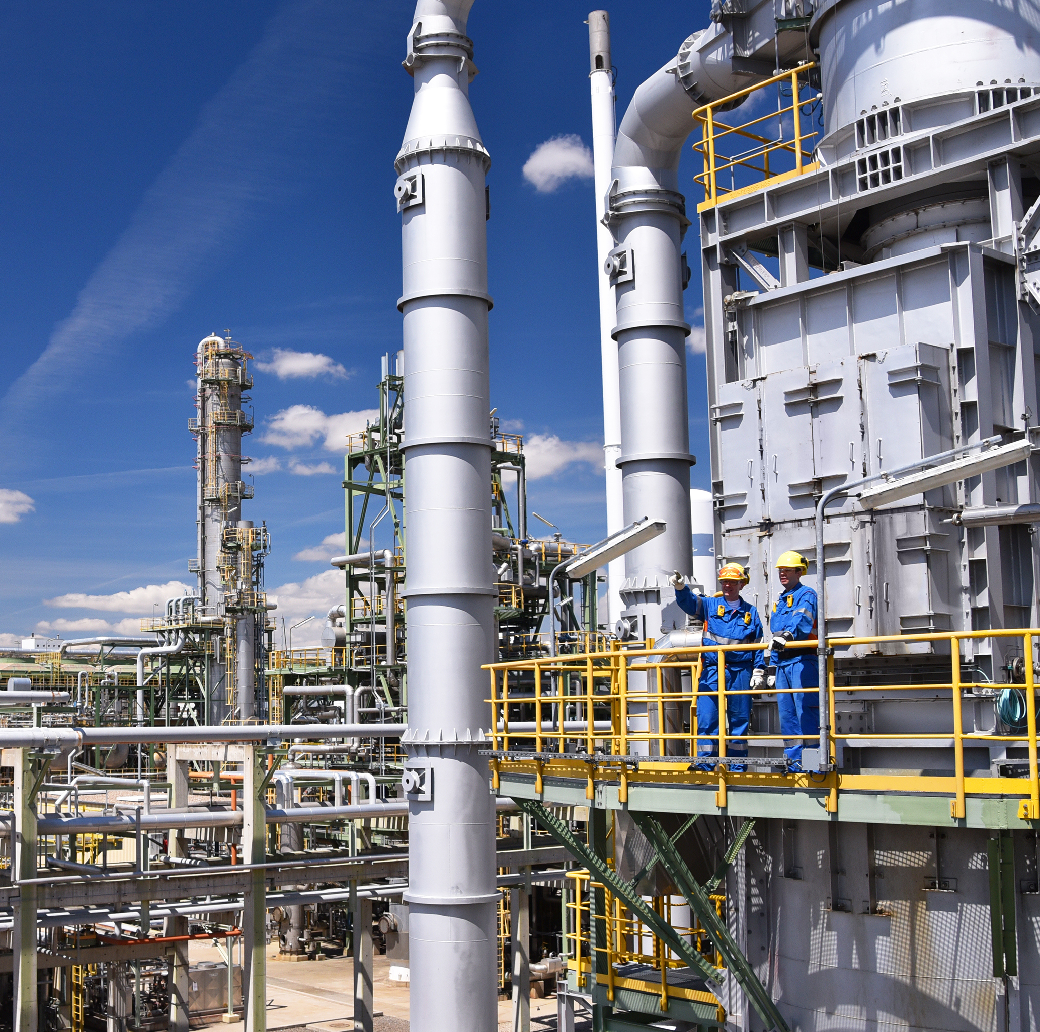 تصویر  طراحی ، تامین و اجرای کامل تاسیسات برقی و مکانیکی EPC