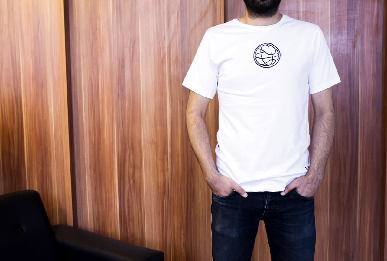 تصویر  تیشرت آستین کوتاه مردانه مدل under