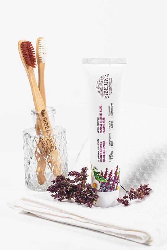 تصویر  Toothpaste Against Caries "Healing Herbs"