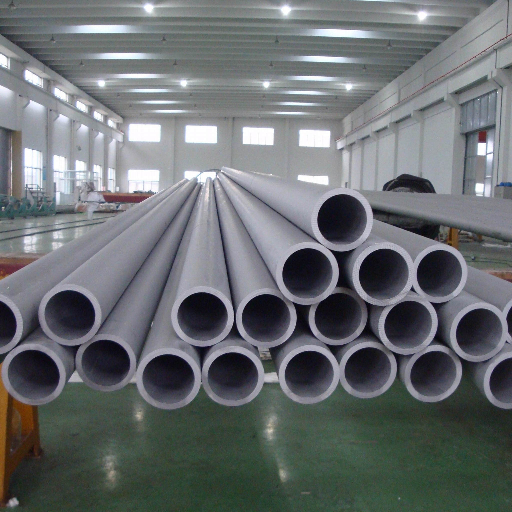 تصویر  Stainless steel pipe