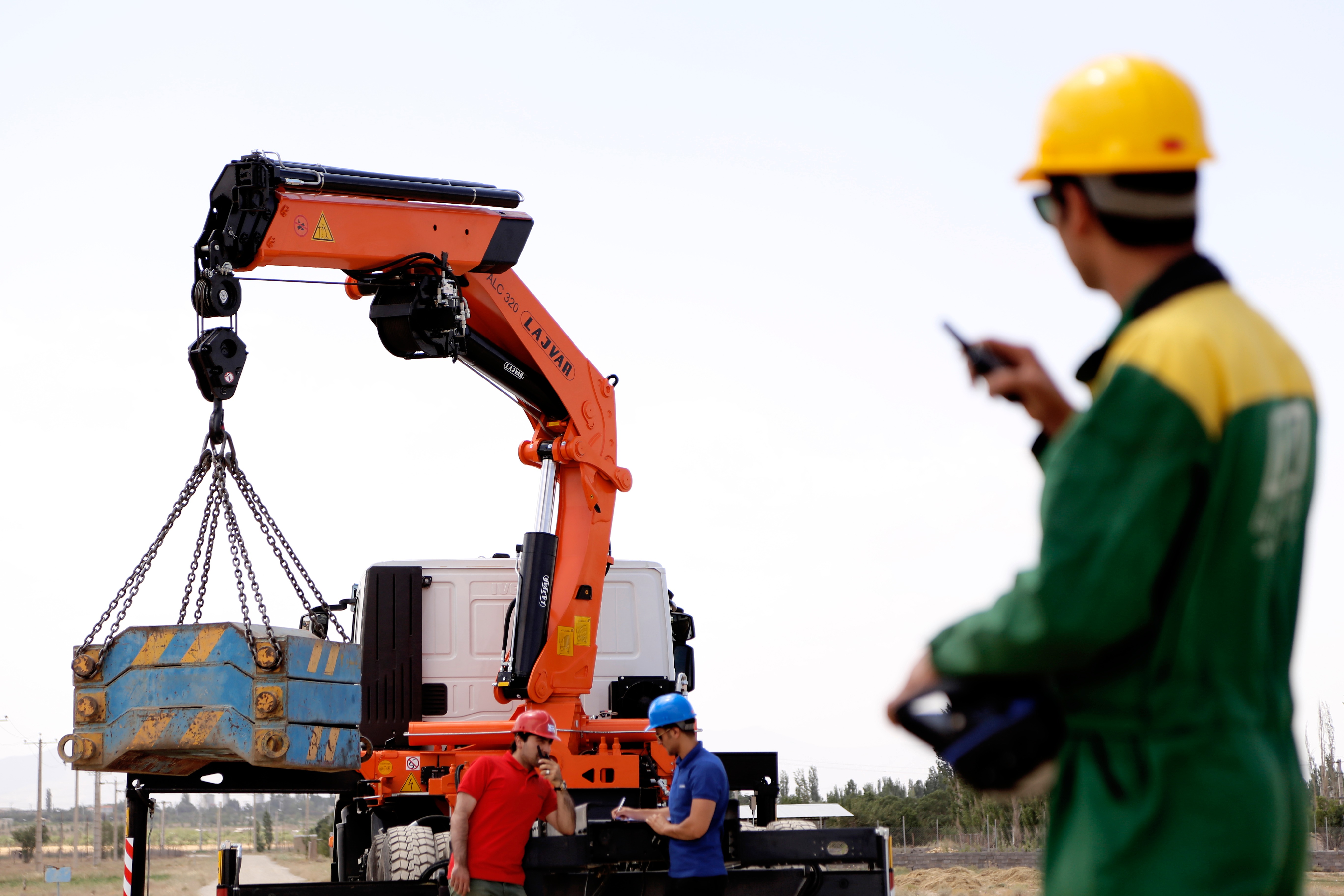 تصویر  Crane Model ALC 320