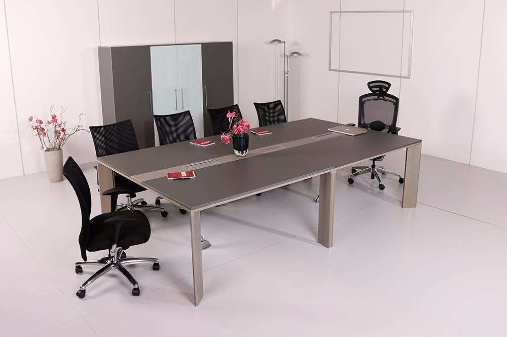 تصویر  مبلمان اداری میز کنفرانس لاوان