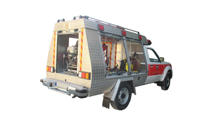 تصویر  خودروی امداد و نجات پیشرو