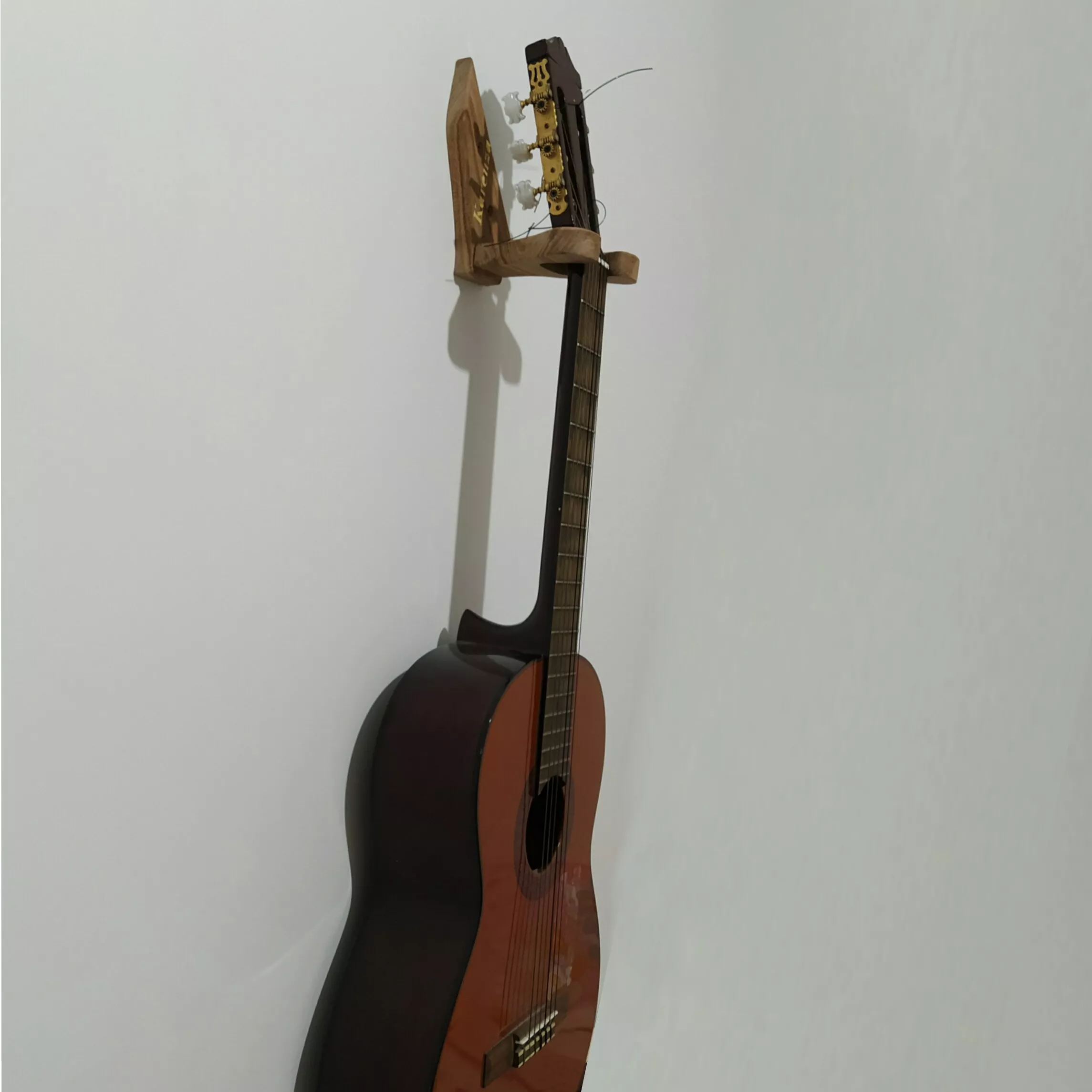 Picture of پایه گیتار چوبی