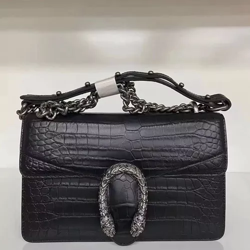 تصویر  کیف زنانه چرم کروکودیل وارداتی لوکس و گران قیمت چرم اصل زنانه شانه مسنجر کیف زنجیره ای کیف مربعی مد کیف مربعی کوچک