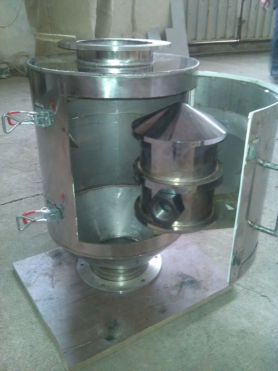 Picture of مگنت مخروطی,تیوب مگنت ,سپراتور مغناطیسی مخروطی